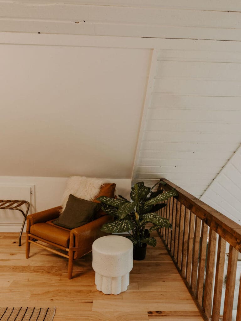 cozy-bedroom-corner