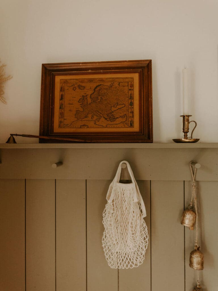 small-intricate-details-throughout