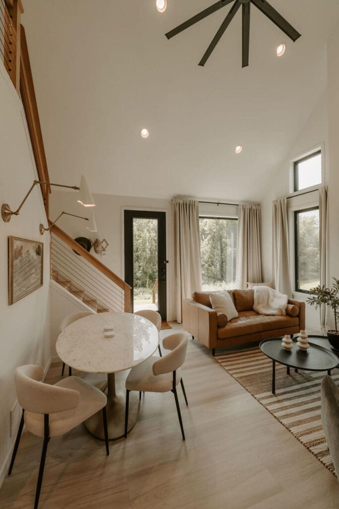 stockholm-haus-interior-master-ensuite-living