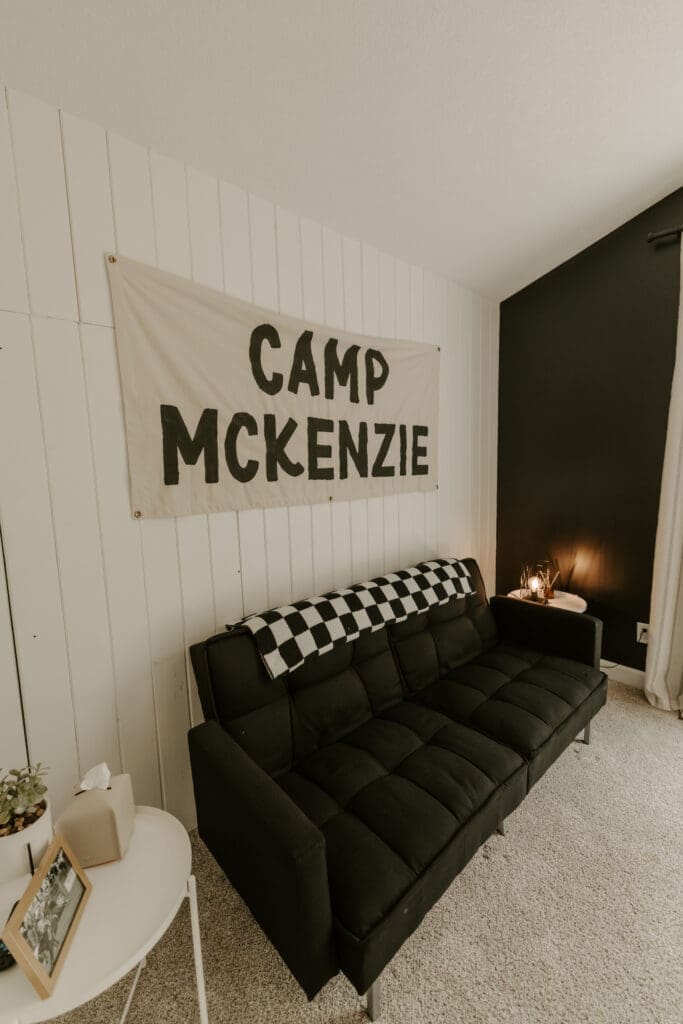 Cozy bunk room accommodations at Camp Digs family cabin getaway
